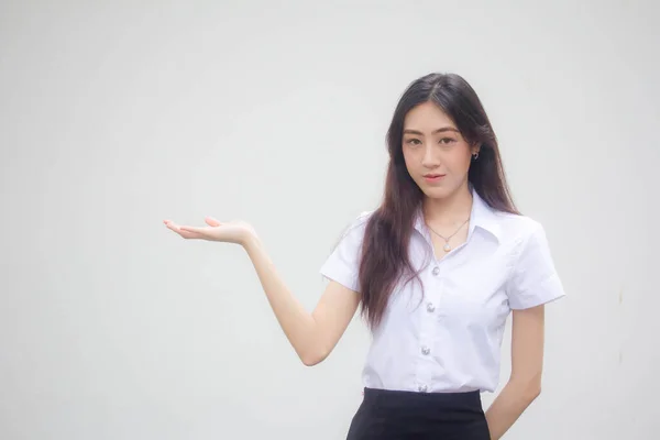 Retrato Tailandês Adulto Estudante Universidade Uniforme Bela Menina Mostrar Mão — Fotografia de Stock