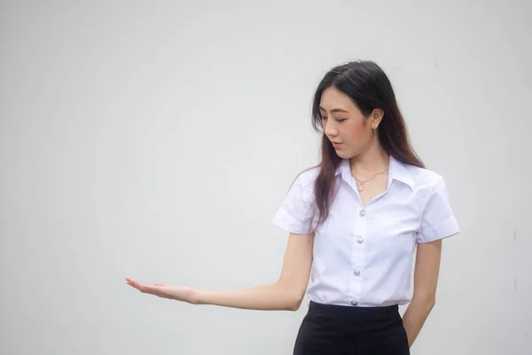 Porträt Von Thai Adult Student Universität Uniform Schön Mädchen Zeigen — Stockfoto