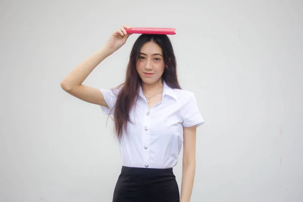 Porträt Von Thailändischen Erwachsenen Studenten Uniform Schöne Mädchen Zeigen Rotes — Stockfoto