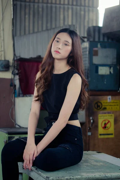 Asiatisch Thai Teen Schwarz Kleid Auf Straße Mode — Stockfoto