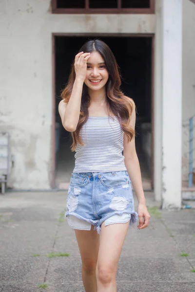 Portrait Thai Adult Beautiful Girl White Shirt Blue Jeans Relax — Stock Photo, Image