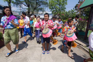 BANGKOK, THAILAND-APRIL 11, 2018: Tayland Yeni Yıl / Su Festivali 'nde (Tayland Yeni Yıl Festivali) 11 Nisan 2018 tarihinde Bangkok, Tayland.