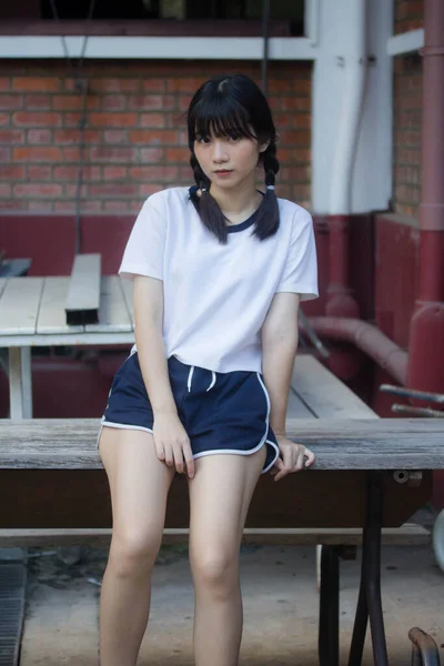 Tailandés Adolescente Hermosa Chica Japonés Deportes Estudiante Uniforme Feliz Relajarse — Foto de Stock