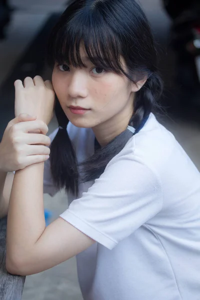 Thai Tiener Mooi Meisje Japanse Sport Student Uniform Gelukkig Ontspannen — Stockfoto