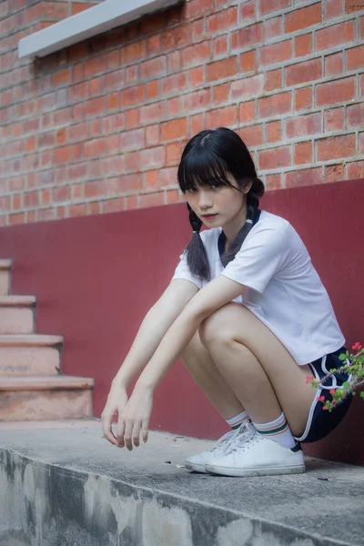 Tailandês Adolescente Linda Menina Japonês Esportes Estudante Uniforme Feliz Relaxar — Fotografia de Stock