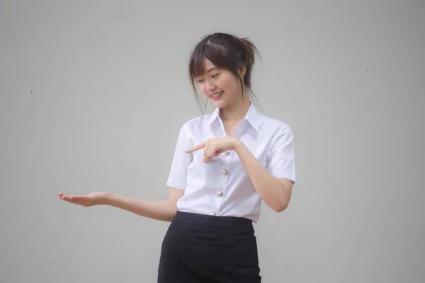 Retrato Tailandés Estudiante Adulto Universidad Uniforme Hermosa Chica Mostrar Mano — Foto de Stock