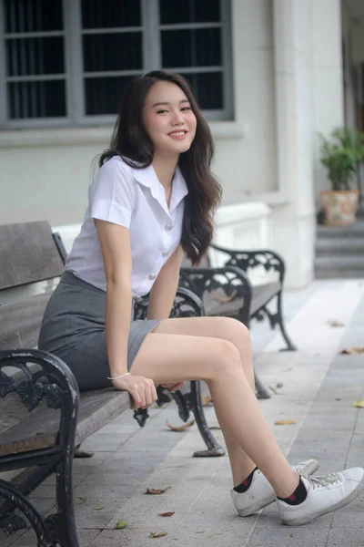 Thai China Adult Office Girl White Shirt Relax Smile — Stock Photo, Image