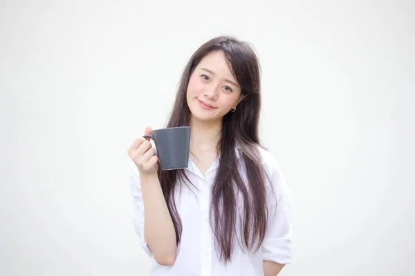 Retrato Tailandês China Adulto Escritório Menina Branco Camisa Beber Café — Fotografia de Stock