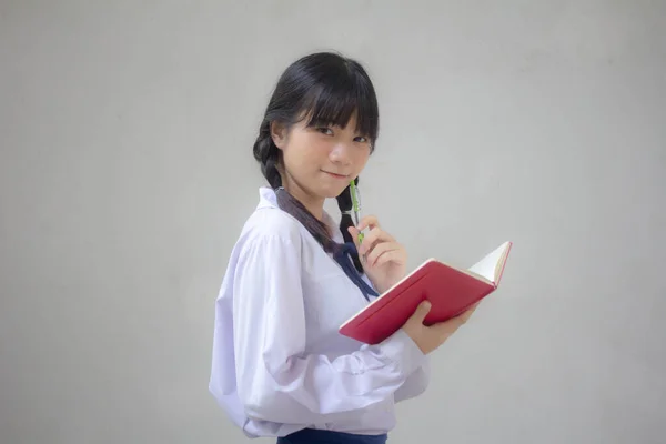 Asia Tailandesa Escuela Secundaria Estudiante Uniforme Hermosa Chica Escribir Libro — Foto de Stock