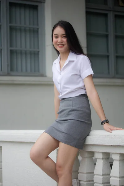 Thai China Adult Office Girl White Shirt Relax Smile — Stock Photo, Image