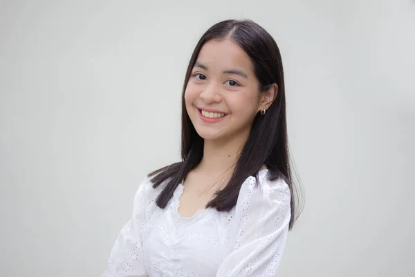 Asia Thateen Beyaz Tişört Güzel Kız Gülümse Rahatla — Stok fotoğraf