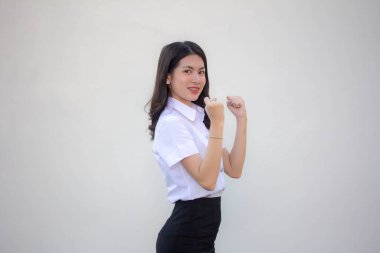 Taylandlı yetişkin öğrenci üniforması. Harika bir kız.