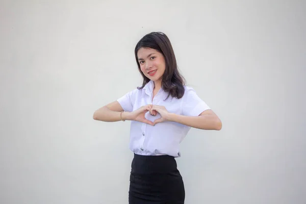 Tailandês Adulto Estudante Universidade Uniforme Bonito Dar Coração — Fotografia de Stock