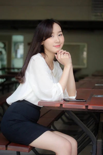 Portrait Thai China Adult Office Girl White Shirt Relax Smile — Stock Photo, Image