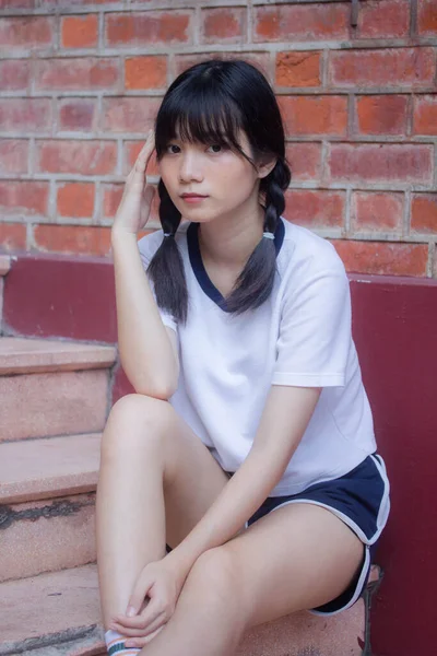 Tailandês Adolescente Linda Menina Japonês Esportes Estudante Uniforme Feliz Relaxar — Fotografia de Stock