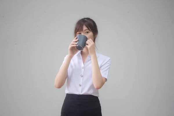 Portret Van Thaise Volwassen Student Universiteit Uniform Mooi Drinken Koffie — Stockfoto