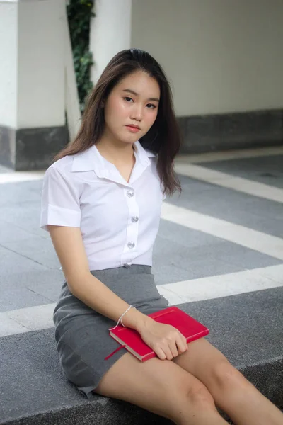 Tailandês China Adulto Escritório Menina Camisa Branca Relaxar Sorrir — Fotografia de Stock