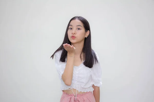 Ázsiai Thai Tini Fehér Póló Gyönyörű Lány Küldj Egy Csók — Stock Fotó