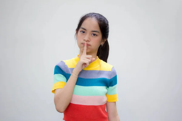 Asia Thai Adolescent Couleur Shirt Belle Fille Silencieusement — Photo