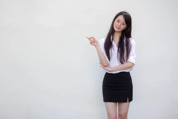 Tayland Porseleni Yetişkin Ofis Kızı Işaret Ediyor — Stok fotoğraf