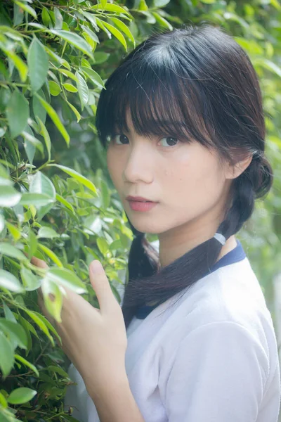 Tailandês Adolescente Linda Menina Japonês Esportes Estudante Uniforme Feliz Relaxar — Fotografia de Stock