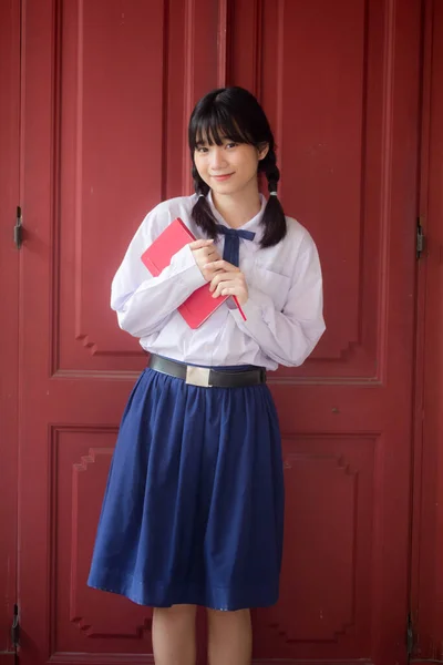 Tailandês Estudante Ensino Médio Uniforme Adolescente Linda Menina Feliz Relaxar — Fotografia de Stock