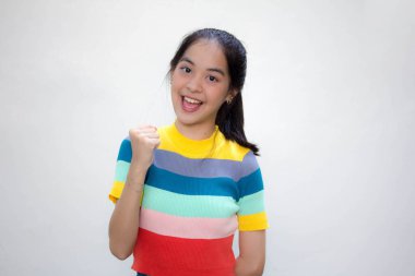 Asia Thai gençlik tişörtü. Güzel kız mükemmel.