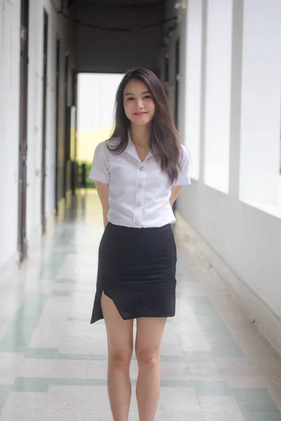 Thai Vuxen Student Universitet Uniform Vacker Flicka Koppla Och — Stockfoto
