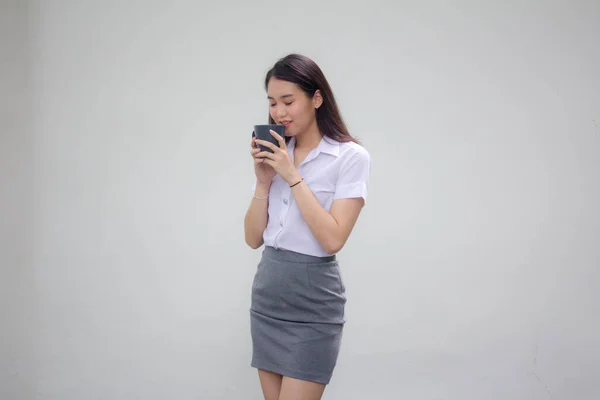 Retrato Tailandês China Adulto Escritório Menina Branco Camisa Beber Café — Fotografia de Stock