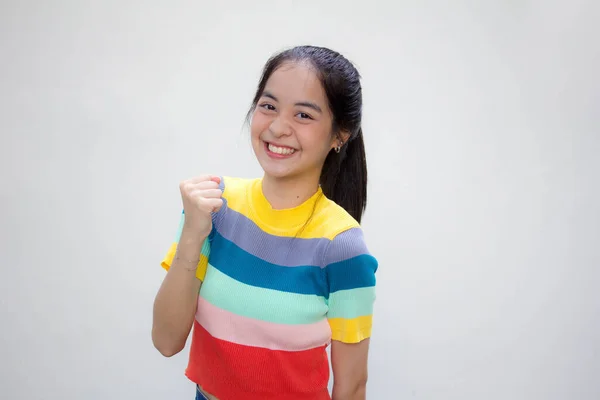 Asia Tailandesa Adolescente Color Camiseta Hermosa Chica Excelente —  Fotos de Stock