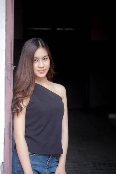 Portrait Von Thai China Adult Beautiful Girl Black Shirt Blue — Stockfoto