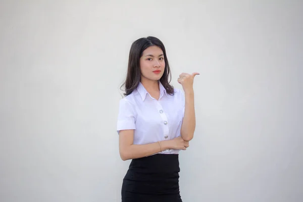 Thai Erwachsene Student Universität Uniform Hübsch Mädchen Pointing — Stockfoto