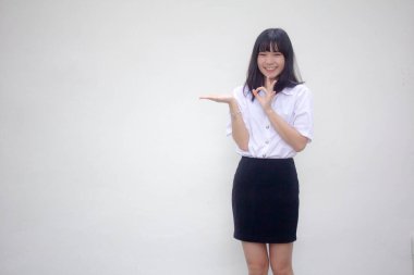 Taylandlı yetişkin üniversite üniforması güzel kız elini göster.