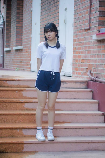 Thai Tonåring Vacker Flicka Japanska Sport Student Uniform Glad Och — Stockfoto