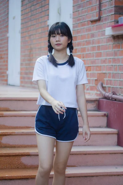 Tailandês Adolescente Linda Menina Japonês Esportes Estudante Uniforme Feliz Relaxar — Fotografia de Stock