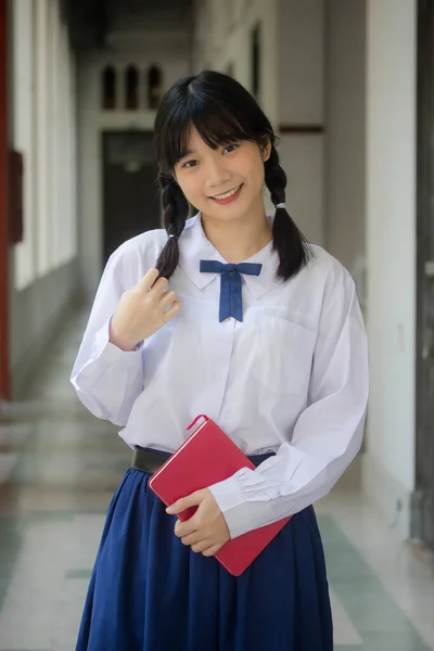 Tailandês Estudante Ensino Médio Uniforme Adolescente Linda Menina Feliz Relaxar — Fotografia de Stock