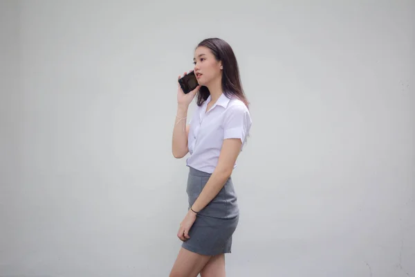 Retrato Tailandês Mulheres Adultas Trabalhando Camisa Branca Chamando Telefone Inteligente — Fotografia de Stock