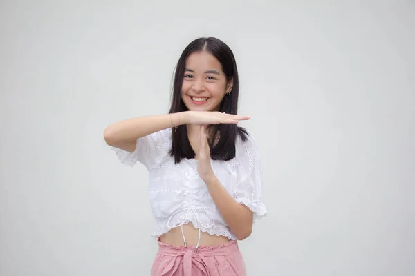 Asiático Tailandés Adolescente Blanco Camiseta Hermosa Chica Tiempo Fuera — Foto de Stock