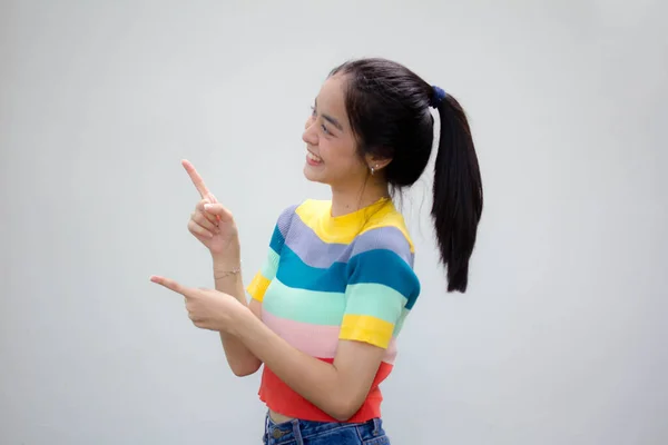 Asiatisch Thai Teen Farbe Shirt Hübsch Mädchen Zeigend — Stockfoto