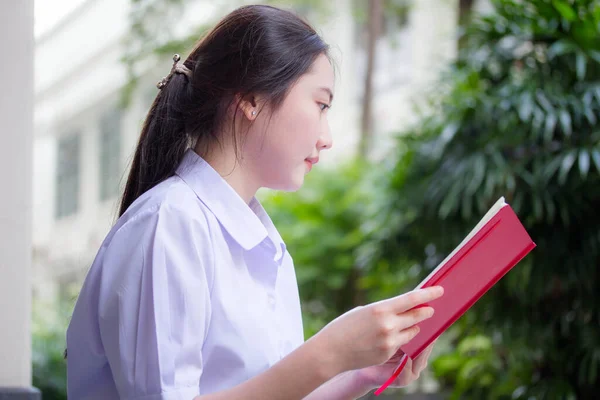 Asia Thai Scuola Superiore Studente Uniforme Bella Ragazza Leggere Libro — Foto Stock