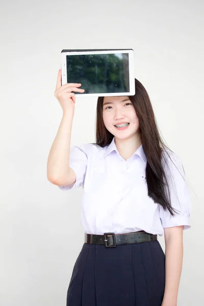 Ritratto Studentessa Tailandese Uniforme Bella Ragazza Usando Suo Tablet — Foto Stock