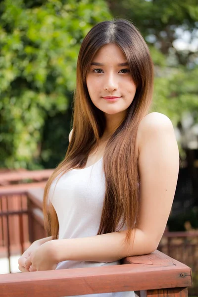 Portrait Thai Adult Beautiful Girl Relax Smile — Stock Photo, Image