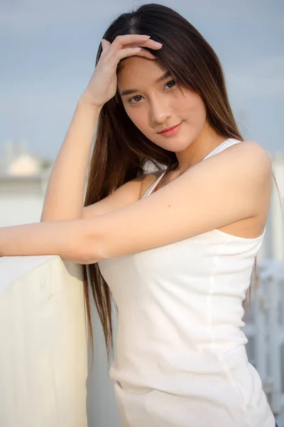 Portrait Thai Adult Beautiful Girl Relax Smile — Stock Photo, Image