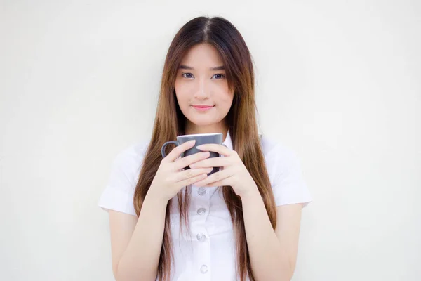 Retrato Tailandês Adulto Estudante Universidade Uniforme Belo Beber Café — Fotografia de Stock