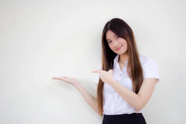 Retrato Tailandés Estudiante Adulto Universidad Uniforme Hermosa Chica Señalando —  Fotos de Stock