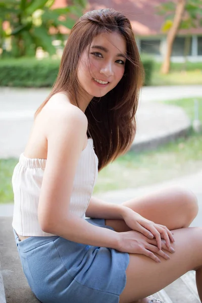 Portrait Thai China Adult Beautiful Girl Relax Smile — Stock Photo, Image