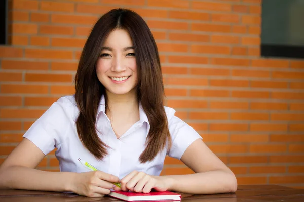 Portret Van Thai Volwassen Student Universiteit Uniform Mooi Meisje Schrijf — Stockfoto