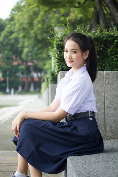 Porträtt Thai Gymnasiet Student Uniform Tonåring Vacker Flicka Glad Och — Stockfoto