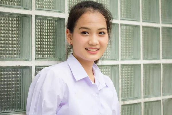 Retrato Tailandês Estudante Ensino Médio Uniforme Adolescente Linda Menina Feliz — Fotografia de Stock