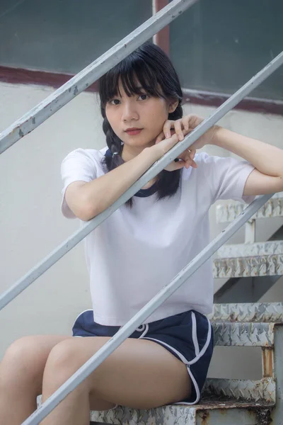 Thai Tiener Mooi Meisje Japanse Sport Student Uniform Gelukkig Ontspannen — Stockfoto